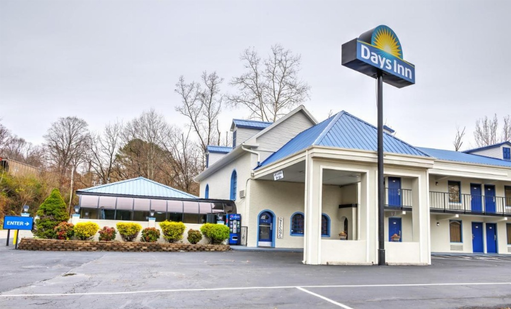 Days Inn by Wyndham Harriman Image 20